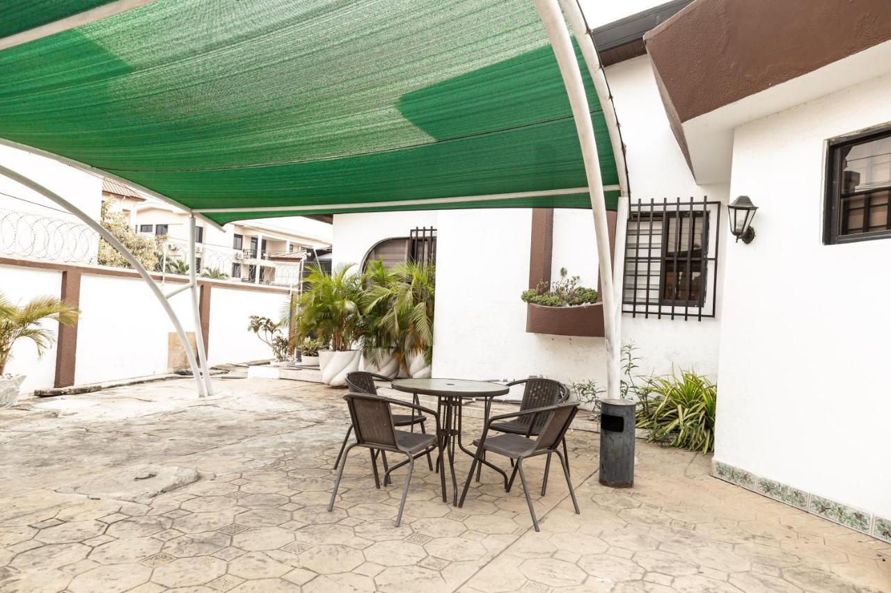 Hill View Hotel West Airport Accra Kültér fotó